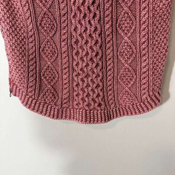 L.L. Bean Signature Womens Chunky Pink Cable Knit Fisherman Sweater Size Small - Picture 6 of 9